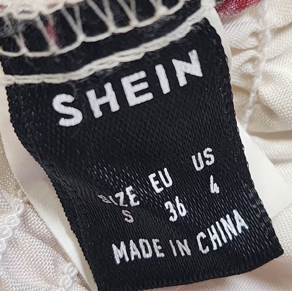 SHEIN Cherry Print Buff Sleeve On Or Off The Shoulder Top With Cherry Earrings - Picture 11 of 13